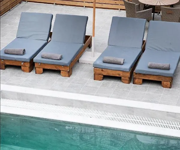 Dasylio - Earthy Living Homes