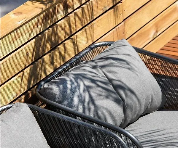 Dasylio - Earthy Living Homes 아파트 이알리소스