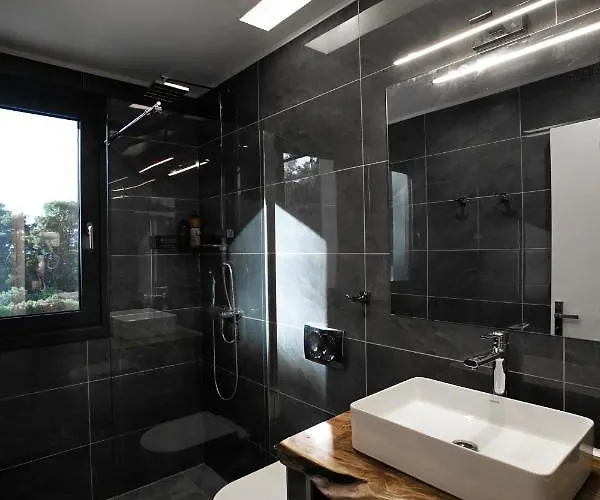 Dasylio - Earthy Living Homes