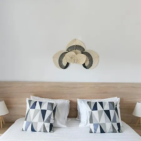 Apartment Dasylio - Earthy Living Homes