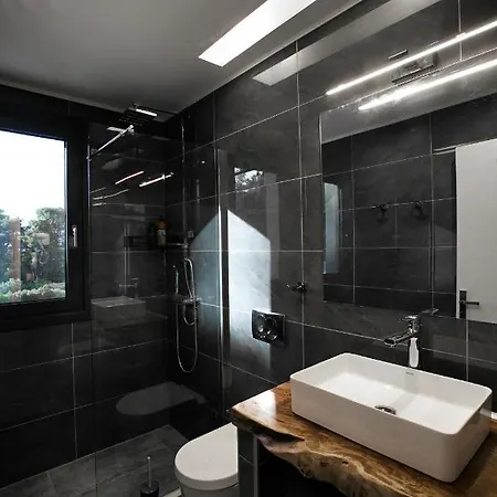 Dasylio - Earthy Living Homes