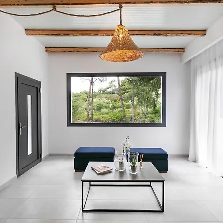 Lejlighed Dasylio - Earthy Living Homes Lalyssos