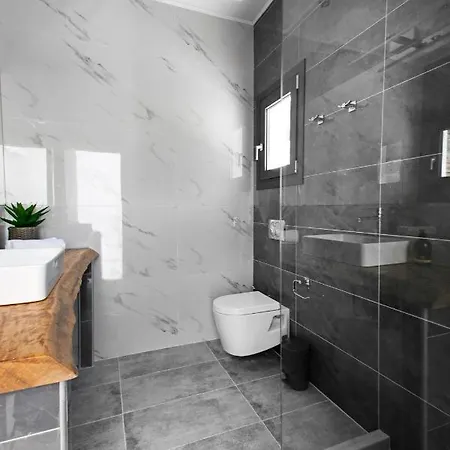 Dasylio - Earthy Living Homes *